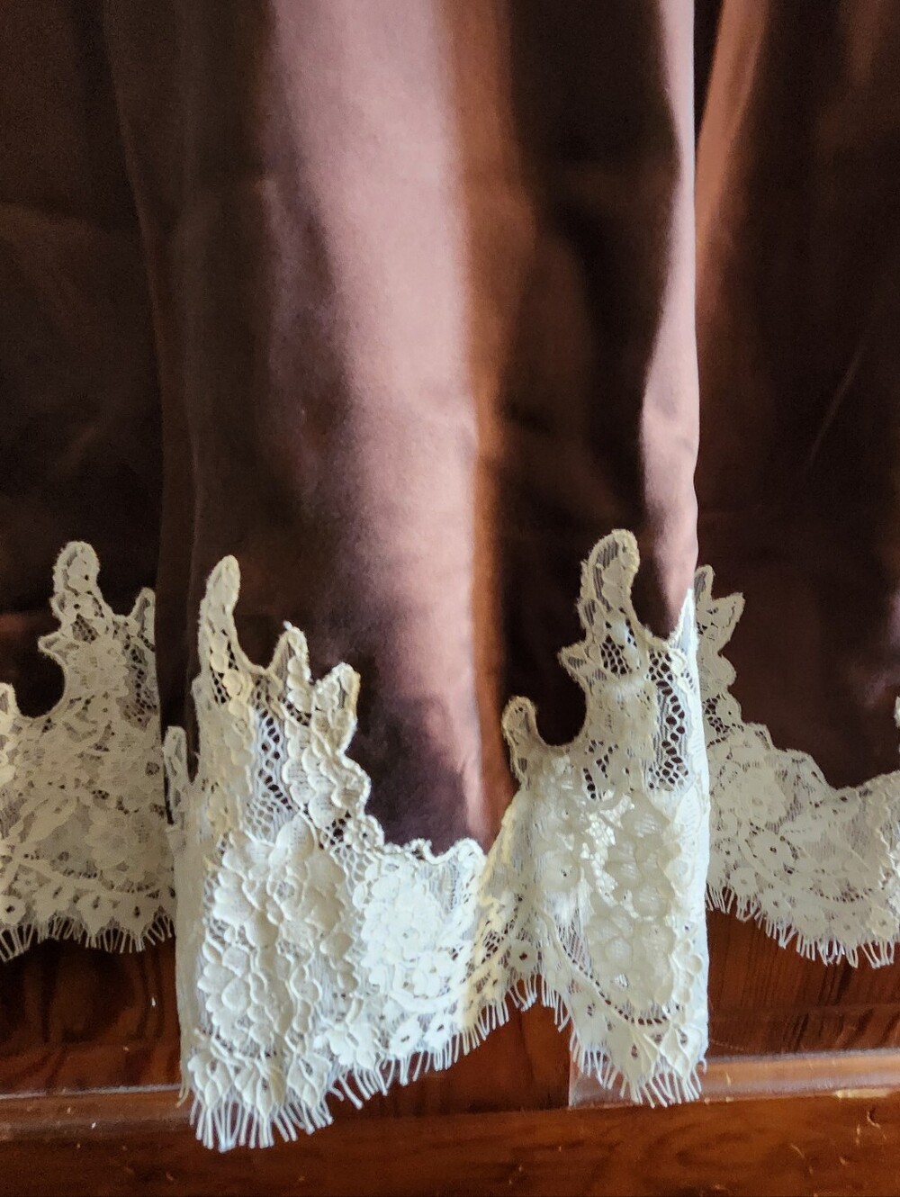 Doen Elowette Cafe Mocha 100% Silk Maxi Skirt With Ecru Lace - Picture 5 of 5